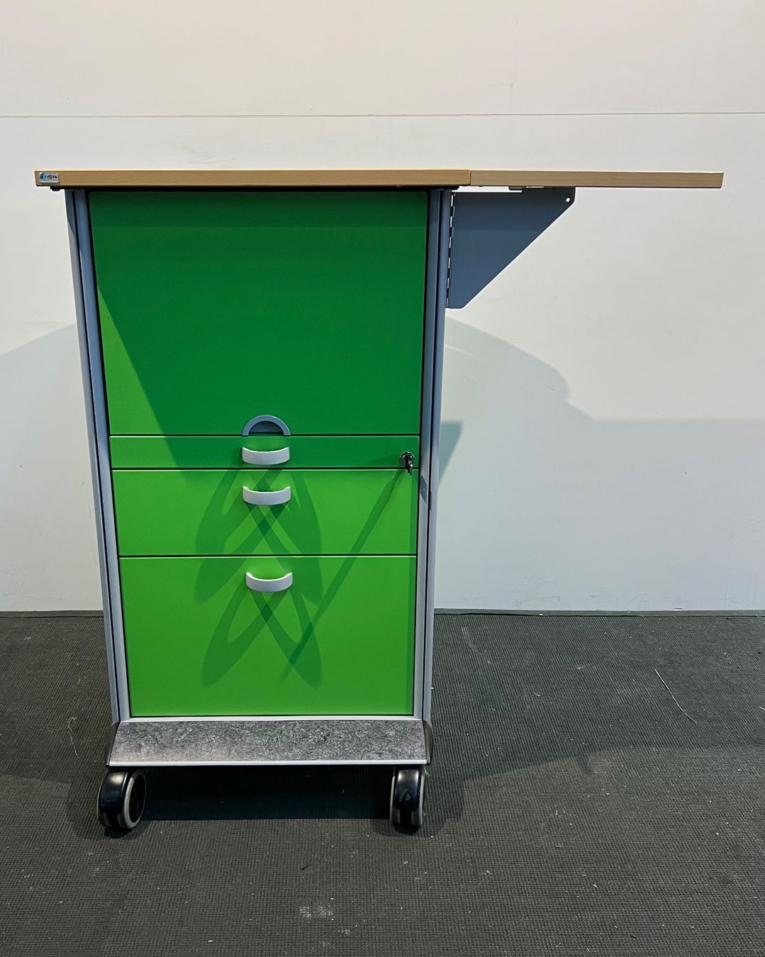 Lista Eléments de bureau: 034 LISTA LO Rollcaddy / Rollcontainer – D'occasion à Wangen an der Aare par TBYN 1