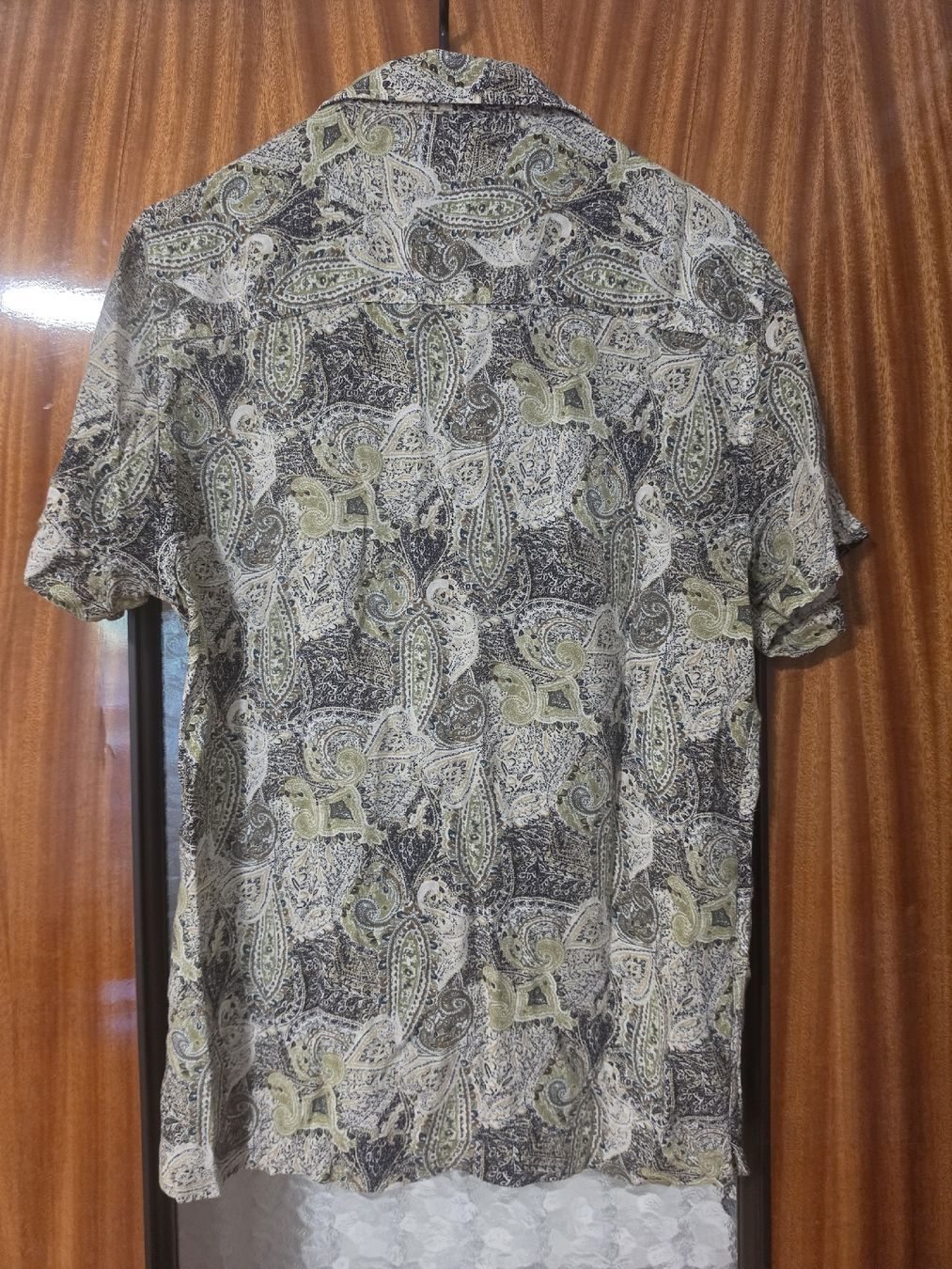 Camicie: Chemise manche courte motif cachemire – Usato da Genève venduto da rocco.m 2