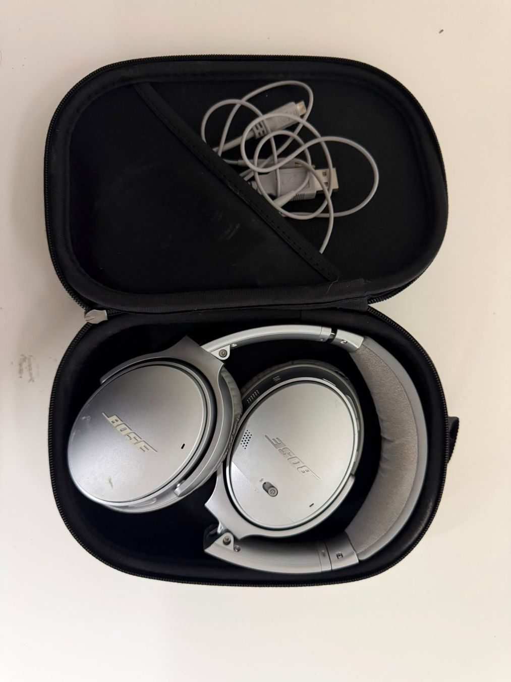 Bose Cuffie: Bose QuietComfort 35 Wireless Kopfhörer – Usato da Bürglen TG venduto da Serathie