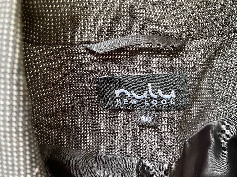 Vestes: Blazer Grösse 40 – D'occasion à Ebikon par Ecnerolf. 1