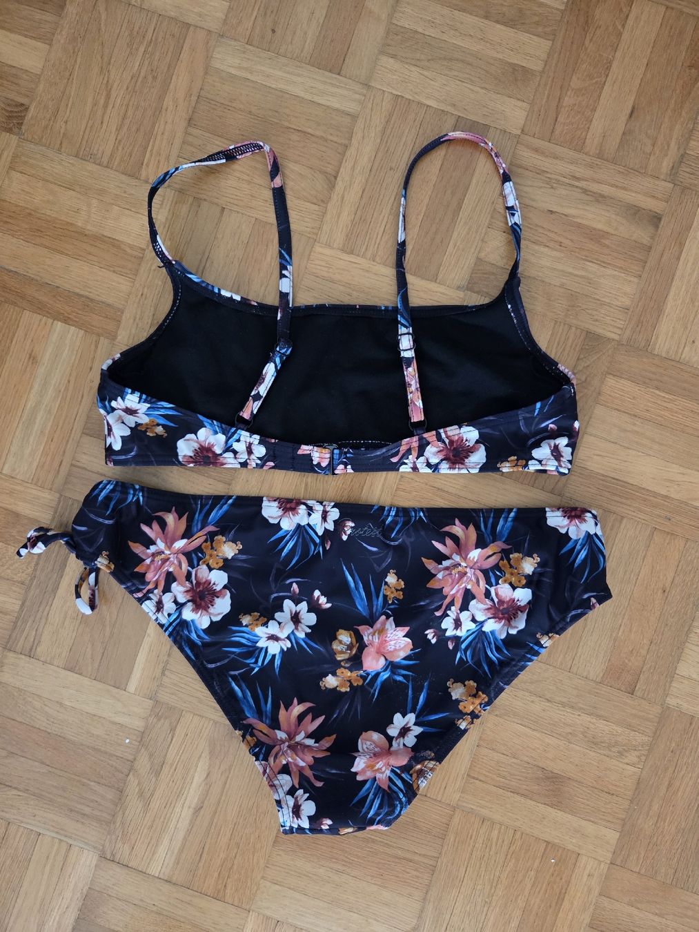 Protest Maillots de bain & Bikinis: Bikini Protest  – D'occasion à basel par Mountainfreak 1