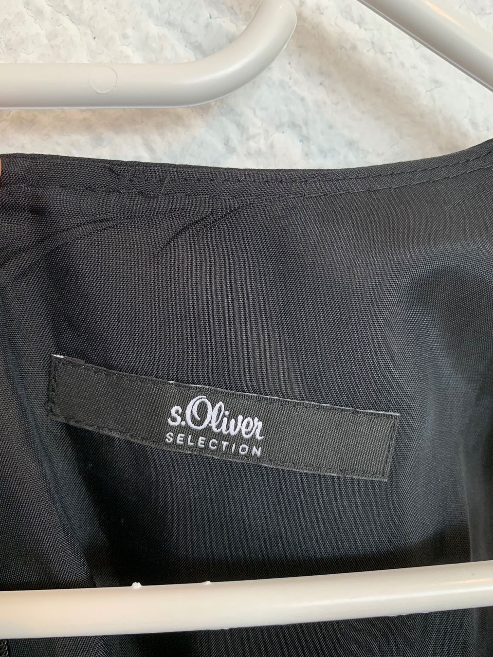 S.Oliver Vestiti: S.Oliver Kleid schwarz Gr. S – Usato da Fislisbach venduto da KolibriSecondhand 1