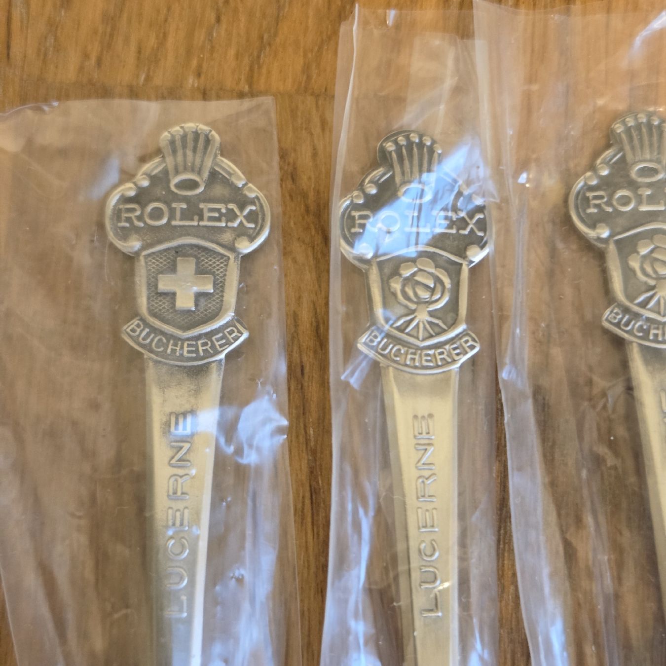 Cucchiai: 4x Neue Löffeli Bucherer Rolex Lucerne.. – Nuovo e nell'imballaggio originale da Stans venduto da Ducati16 5