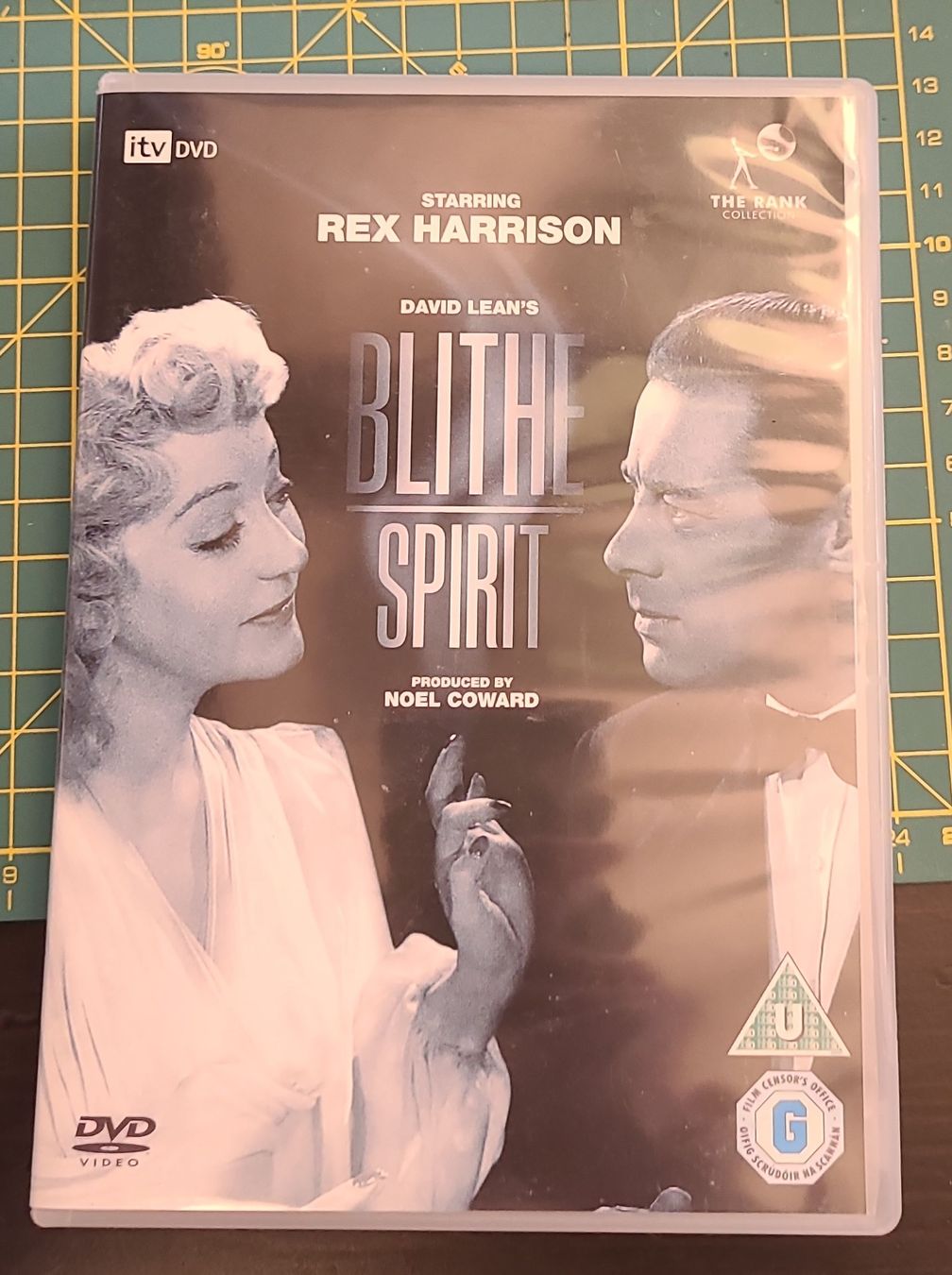 Tutti i DVDs: DVD Blithe Spirit avec Rex Harrison - VO (anglais) – Usato da Morges venduto da ric_sh6k