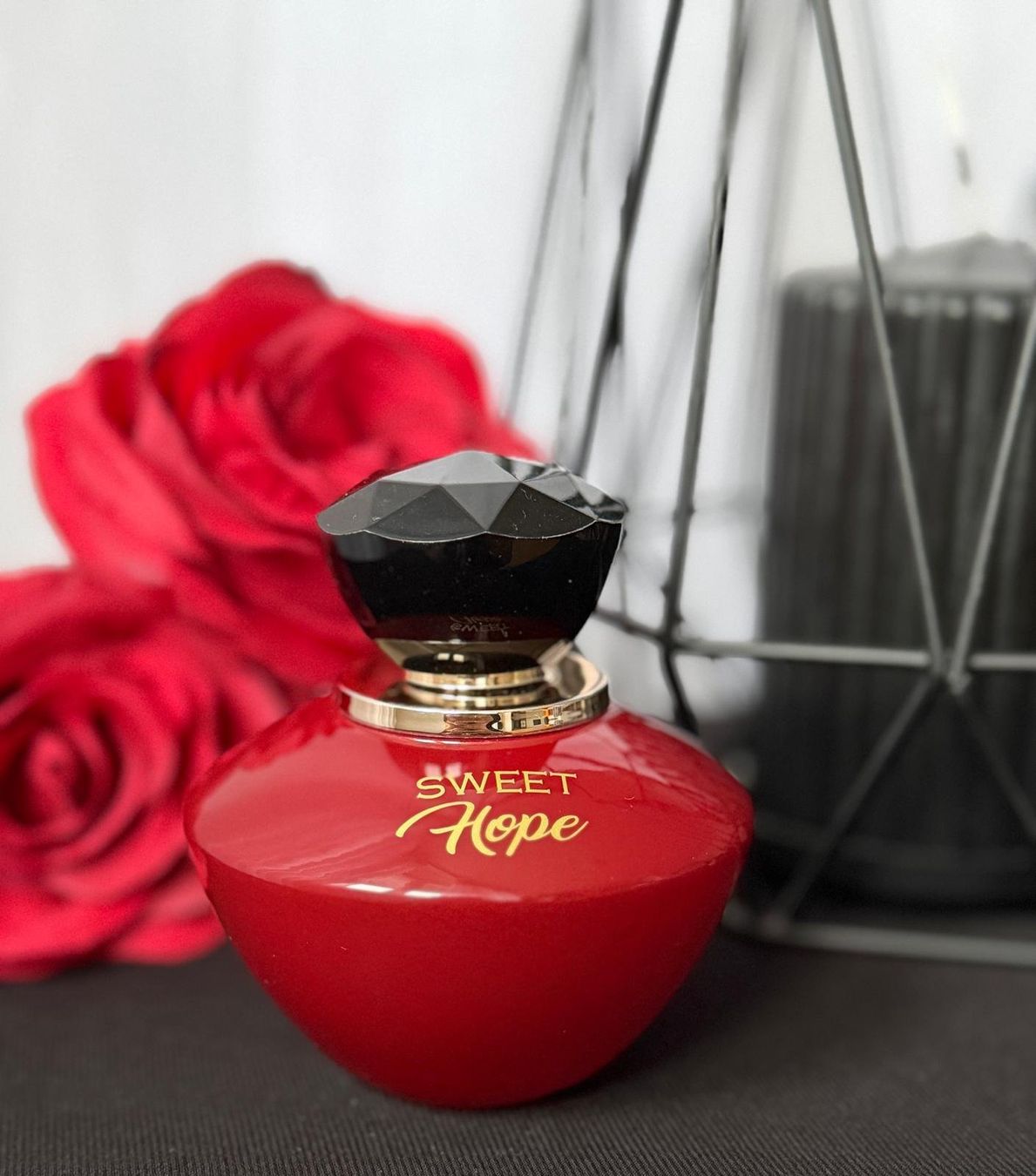 Profumi & Eau de Toilette: La Rive Sweet Hope Eau de Parfum – Usato da Dänikon ZH venduto da tug_m9b6