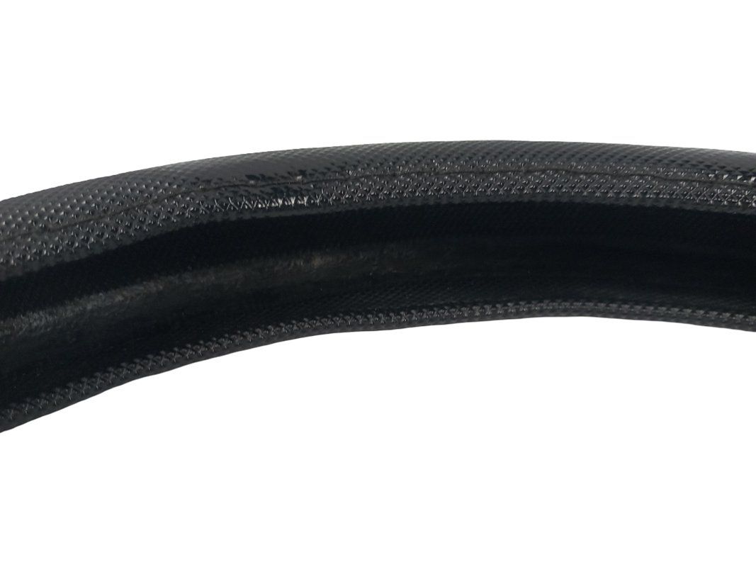 Tutti pezzi di ricambio auto: Lenkradbezug / Lenkradschoner 38cm – Usato da Hünenberg venduto da Restwert_Zug 4