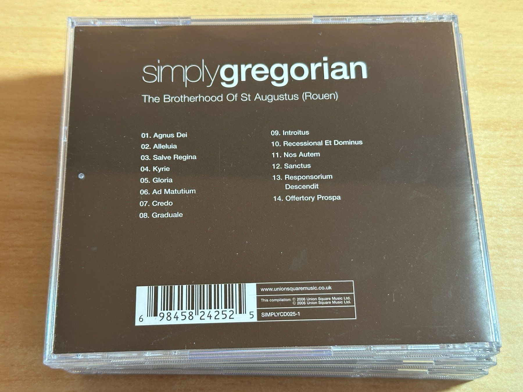 CD: Various – Simply Gregorian - 4 CD – Usato da Rikon im Tösstal venduto da Alpenmutz 3