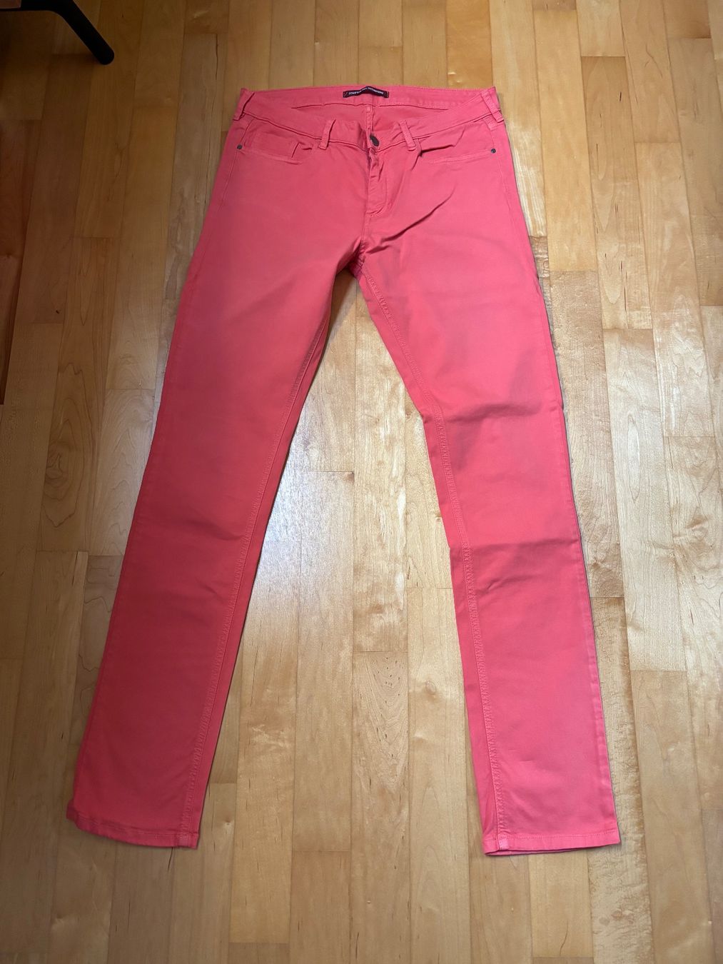 Lotti di vestiti: Lot de 4 pantalons de marques taille 42 – Usato da Vuadens venduto da zazabelle75 3