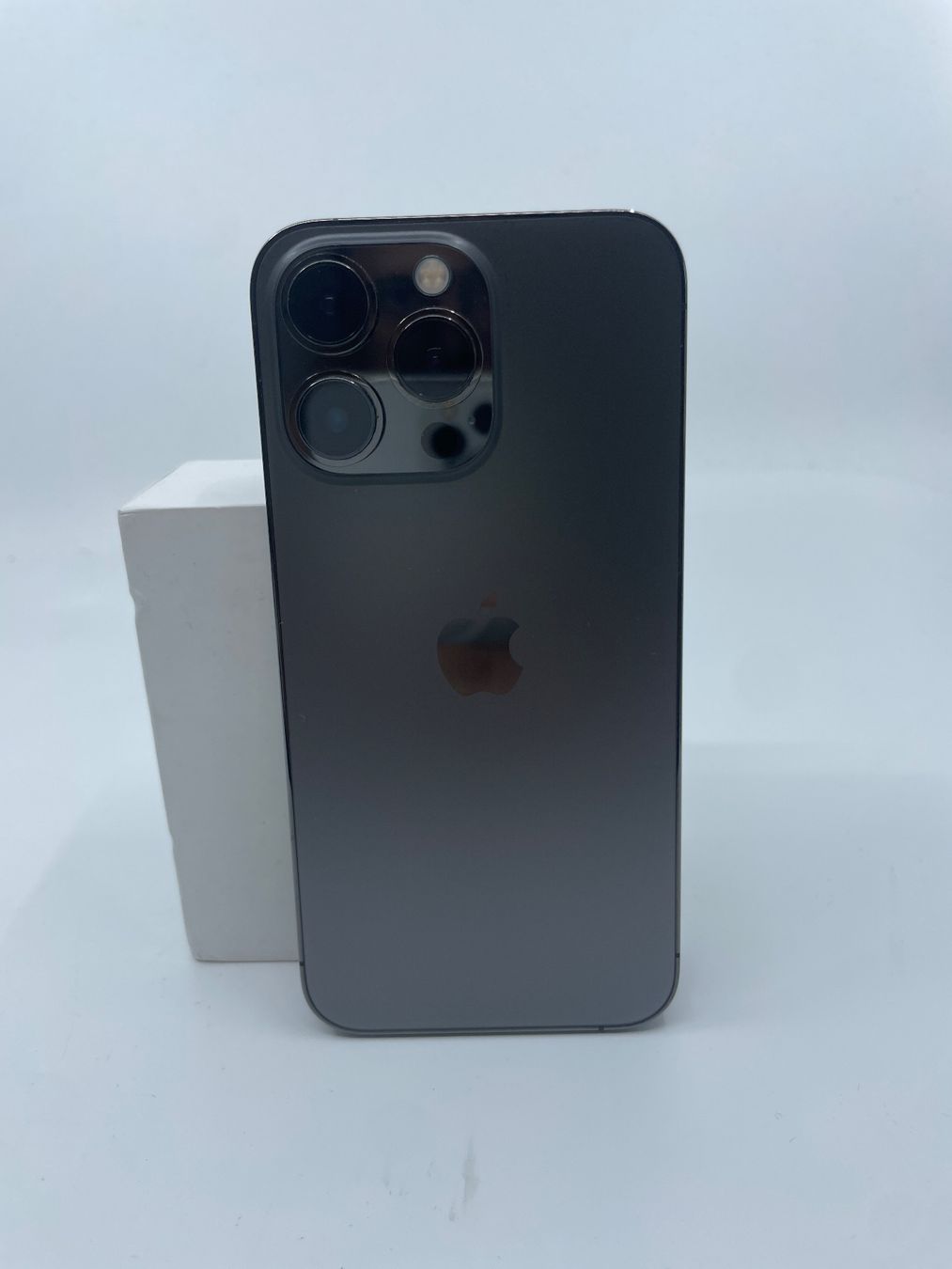 Apple Telefoni cellulari / Smartphones: iPhone 13 Pro 128GB Graphit - Akku 76% – Usato da Zürich venduto da Waikiki57
