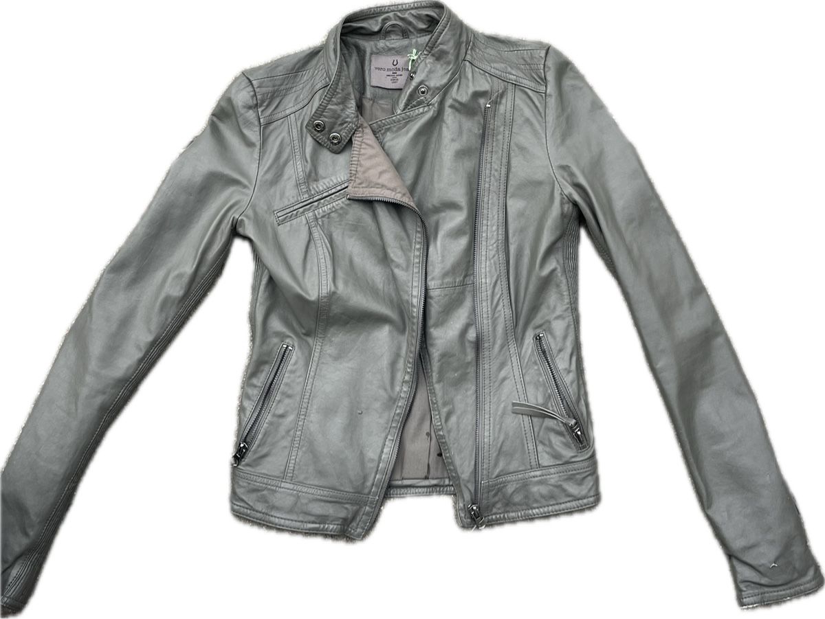 Giacche: Graue echt Leder Jacke  – Usato da Orpund venduto da Mariiam.ji