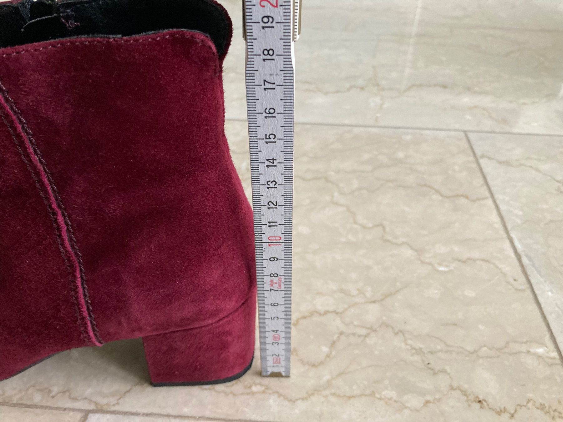 Scarpe da donna: Burgunderrote Wildleder-Stiefeletten, Grösse 39 – Usato da Hurden venduto da Ruby70 4