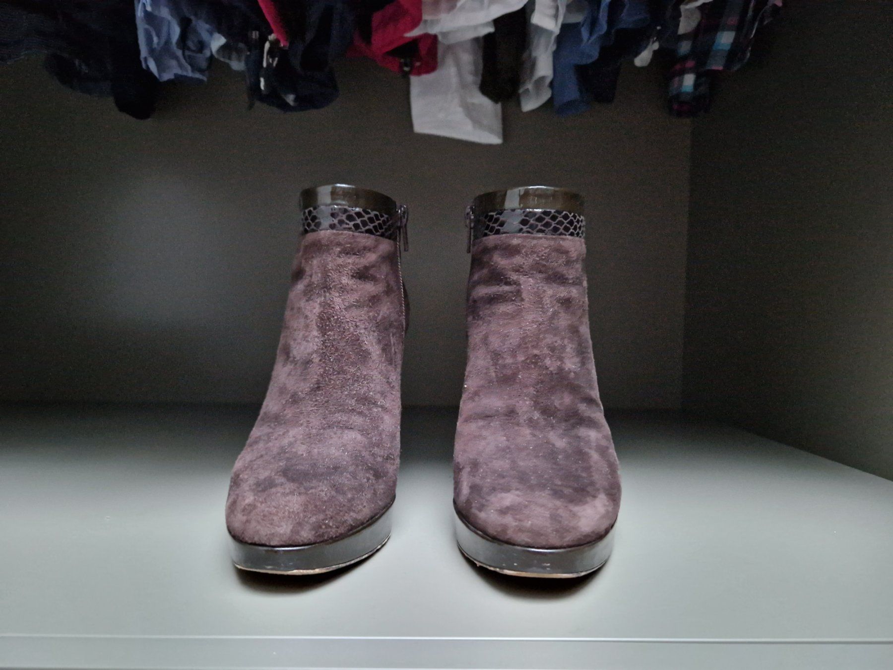 Scarpe da donna: Bruno Magli suede booties 37 – Usato da Adliswil venduto da fashionholic 1