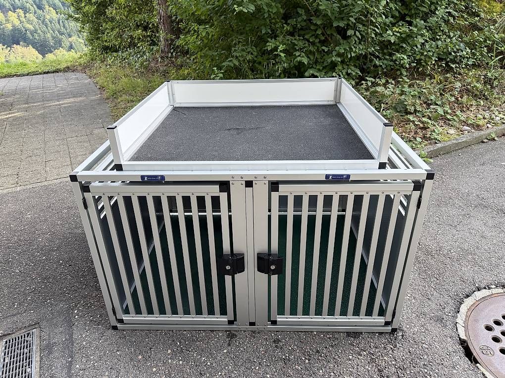Cages, transport & sécurité: Doppelhundebox – D'occasion à Luzern par Gimpreza89 2