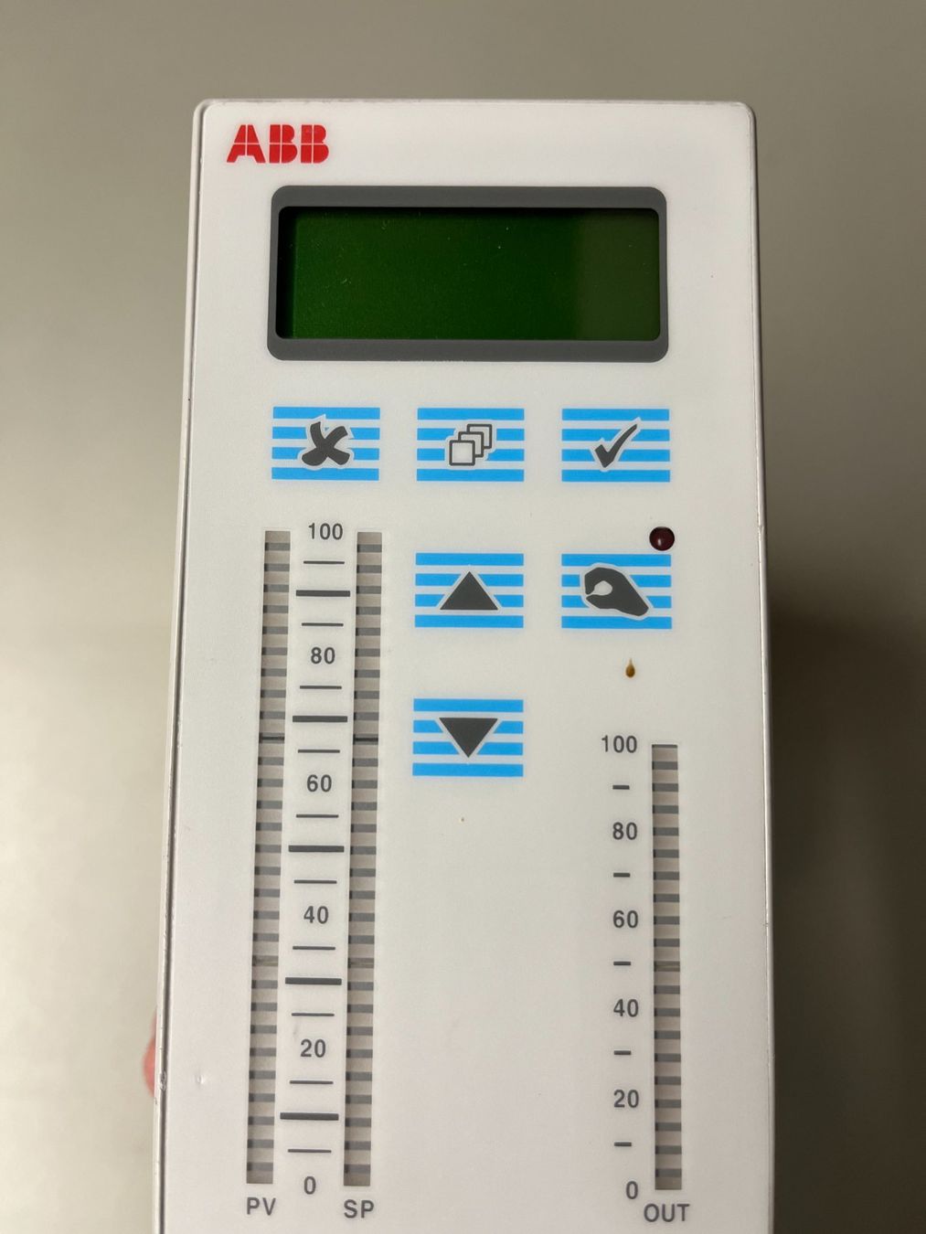 ABB Componenti elettronici: ABB Universal-Prozessregler – Usato da Jenaz venduto da Speedy350 4