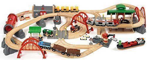 Brio Giocattoli: BRIO 33052 Deluxe Set 87-teilig – Nuovo e nell'imballaggio originale da Beckenried venduto da angel-mountain 1