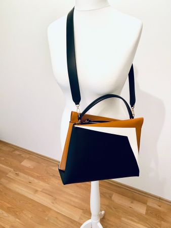 Lara Bellini Handtasche – Leder, neu mit Etikett, elegant