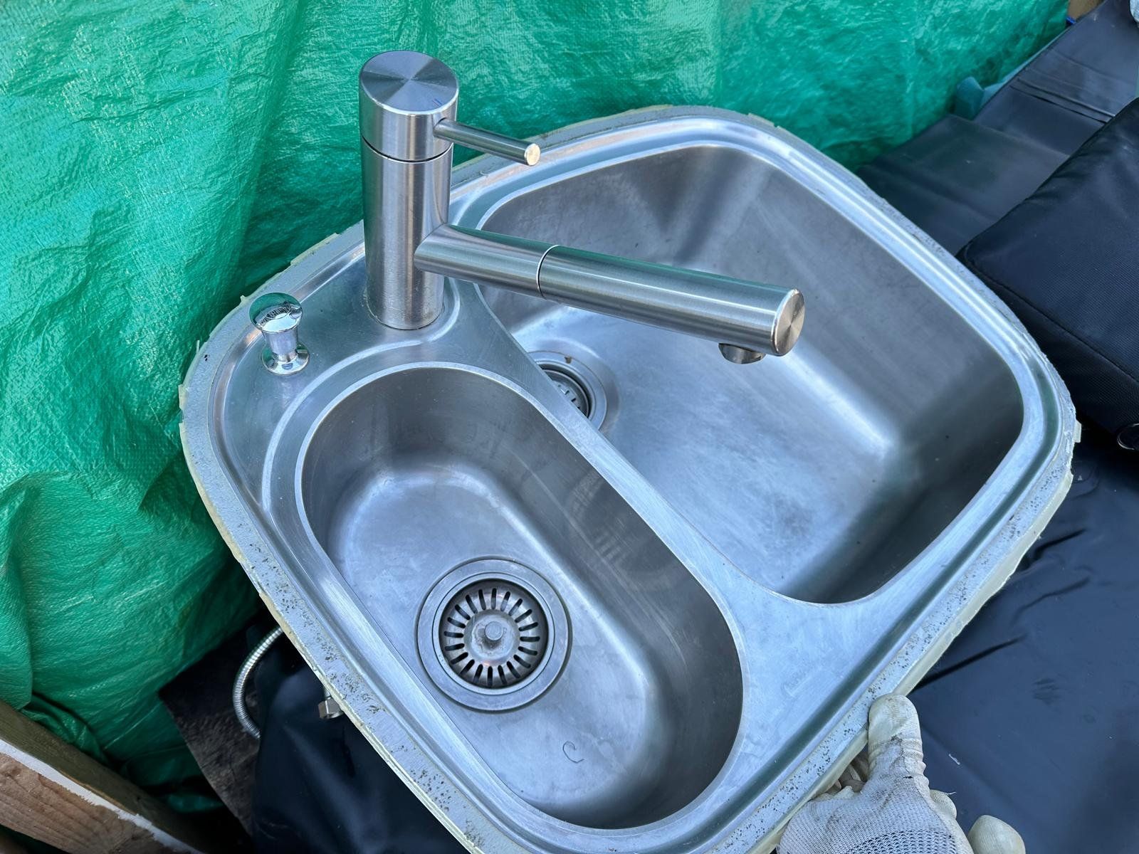 Franke Spülbecken & Waschbecken: Spülebecken - Wasserhahn KWC – Gebraucht aus Spreitenbach von Space_X 2