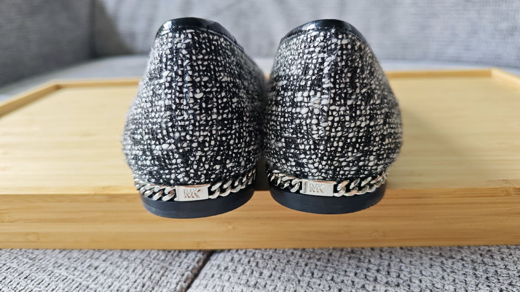 Michael Kors Scarpe da donna: Michael Kors Flats, Black & White Tweed, Size 39 – Nuovo (secondo la descrizione) da Zürich venduto da alu_dzr7 5