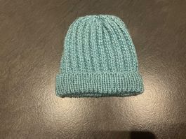 Handgestrickte Damen - Mütze sehr weich und dehnbar Türkis