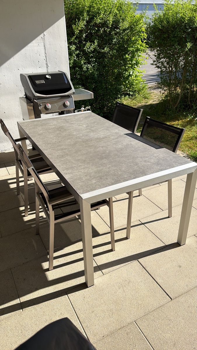 Set di tavolo e panche: Gartentisch mit 4 Stühlen – Usato da Dottikon venduto da luc_zd8x 2