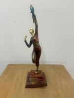Skulptur Mädchen mit Papagei Paul Philippe ca. um 1925