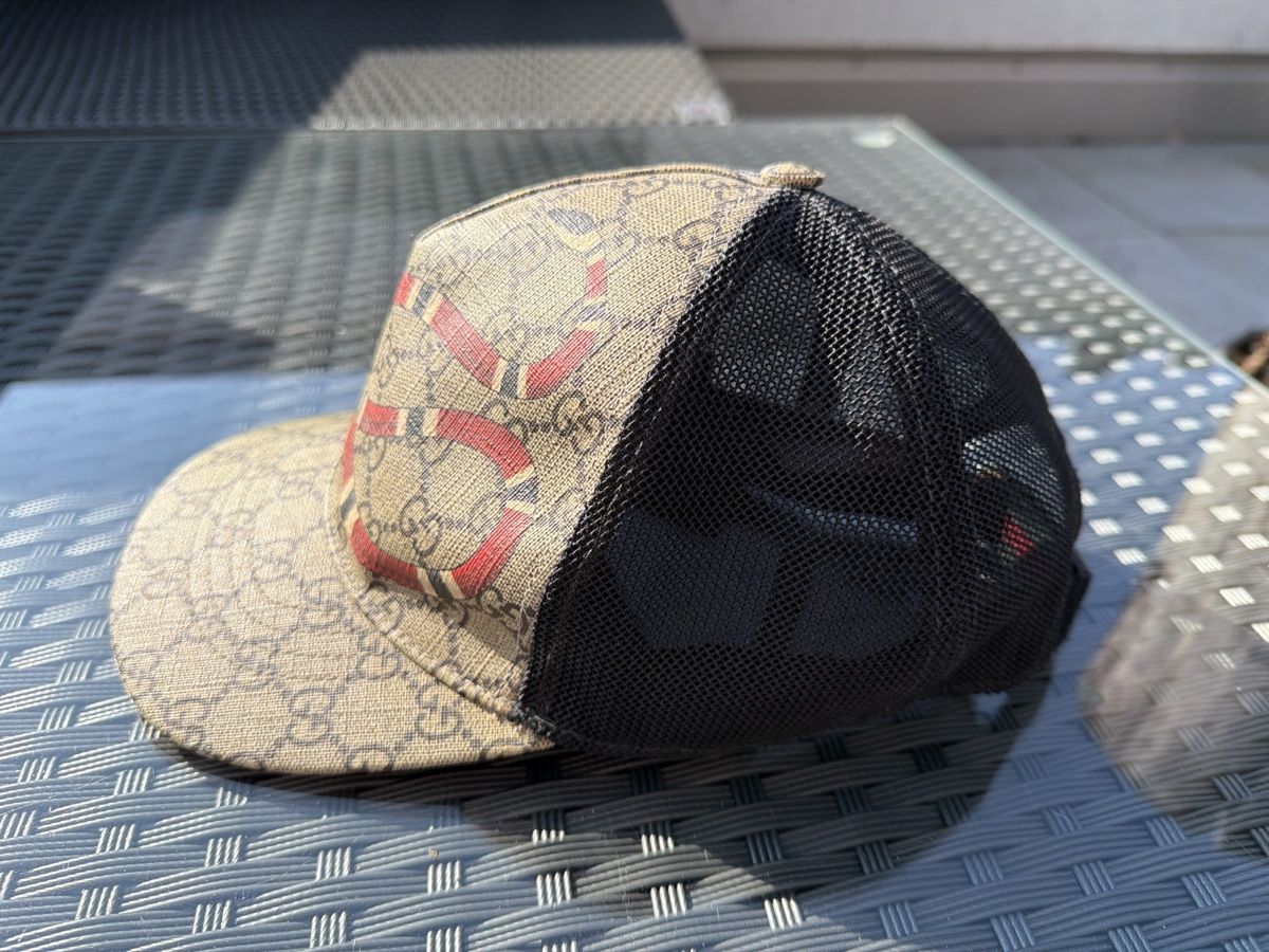 Gucci Altro in  Abbigliamento & Accessori: Gucci Cap mit Schlange – Usato da Wolfwil venduto da Rolex1 1