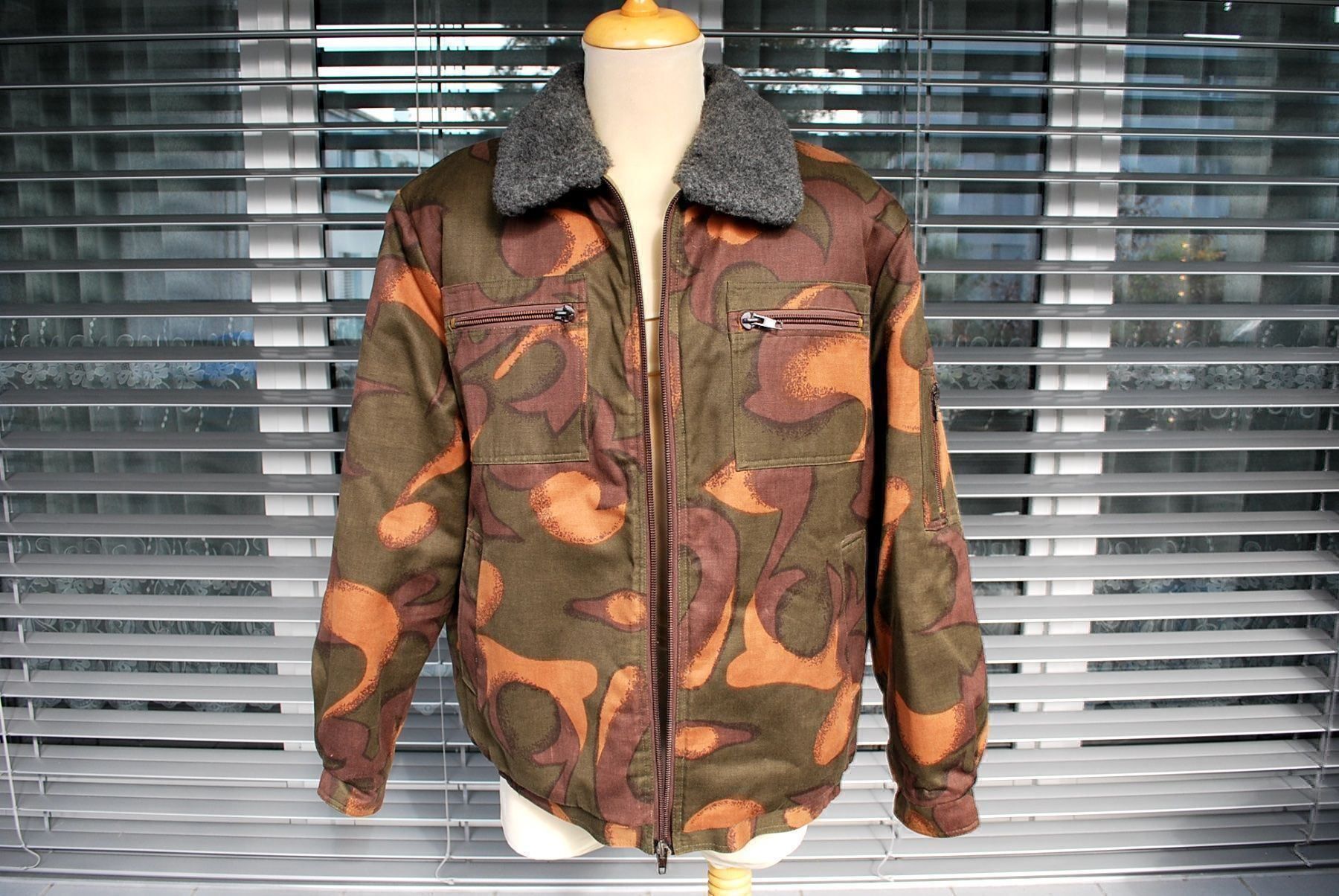 Giacche: Trendi Militär-Look Jacke – Nuovo e nell'imballaggio originale da Biel/ Bienne venduto da fusion54