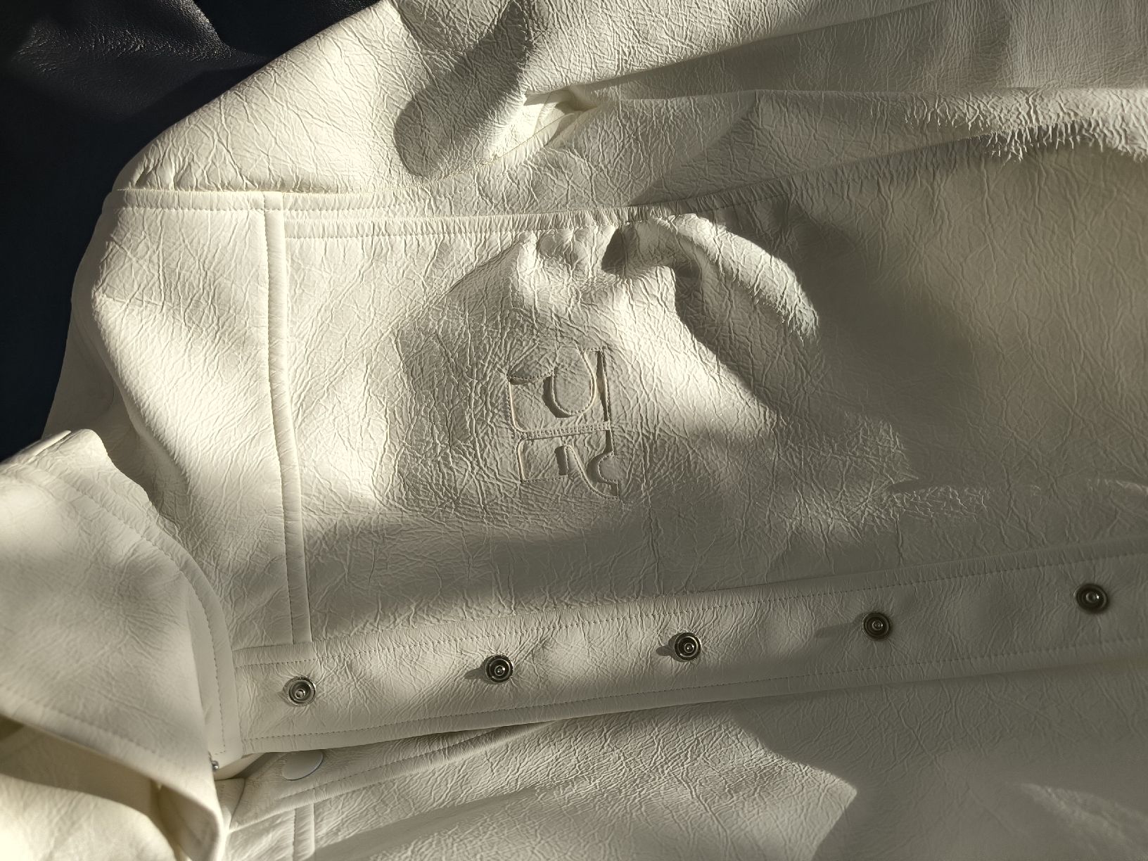 Giacche: Courrèges Paris Vinyl Jacket, Size 44 – Nuovo (secondo la descrizione) da Zug venduto da LindaManga 6