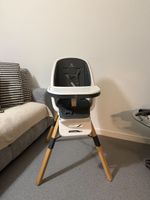Babyhochstuhl mit Sicherheitsgurt