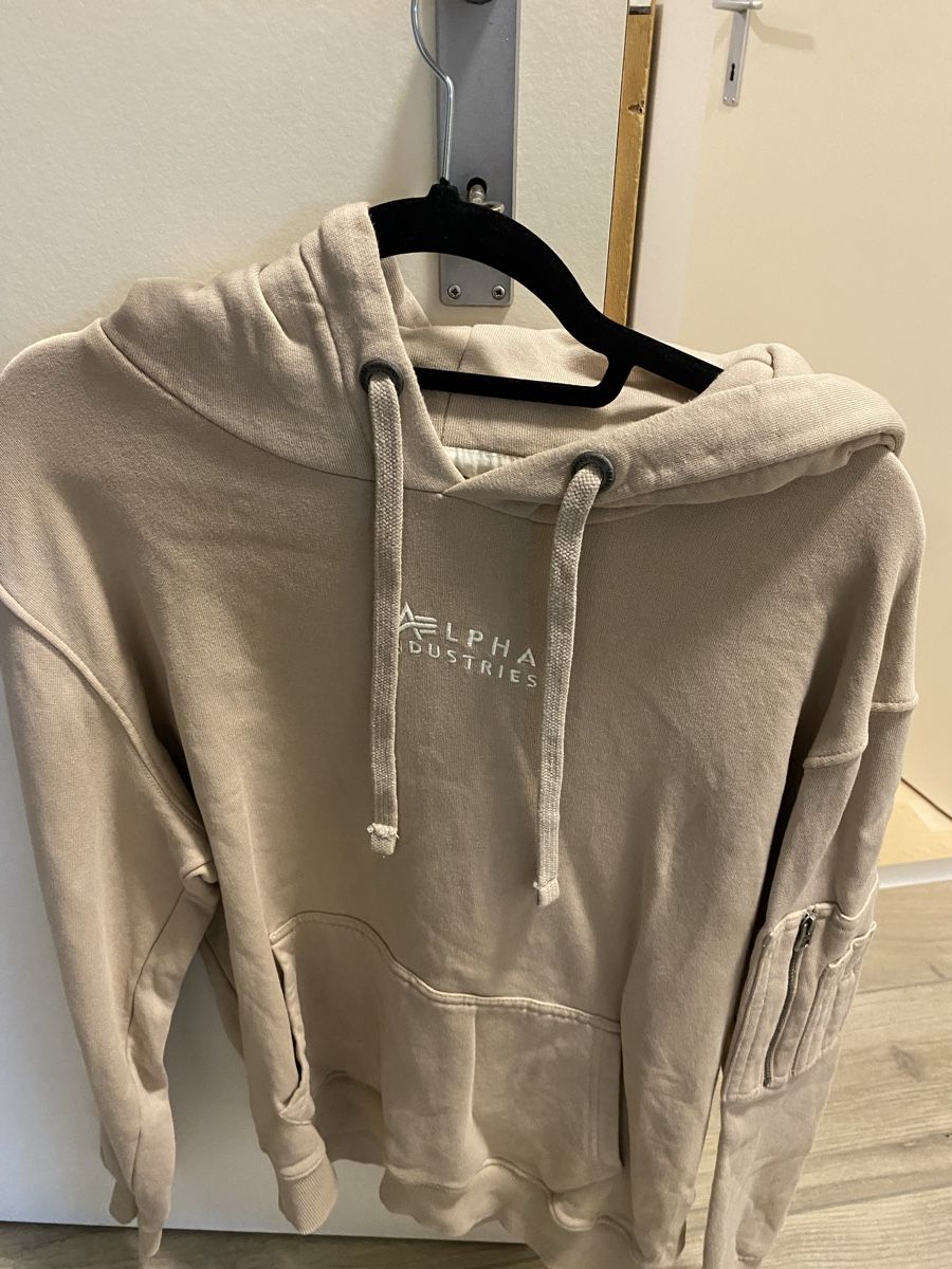 Maglioni & Felpe: Herren Hoodie Alpha Industries Grösse M – Usato da Zell LU venduto da jonasx96