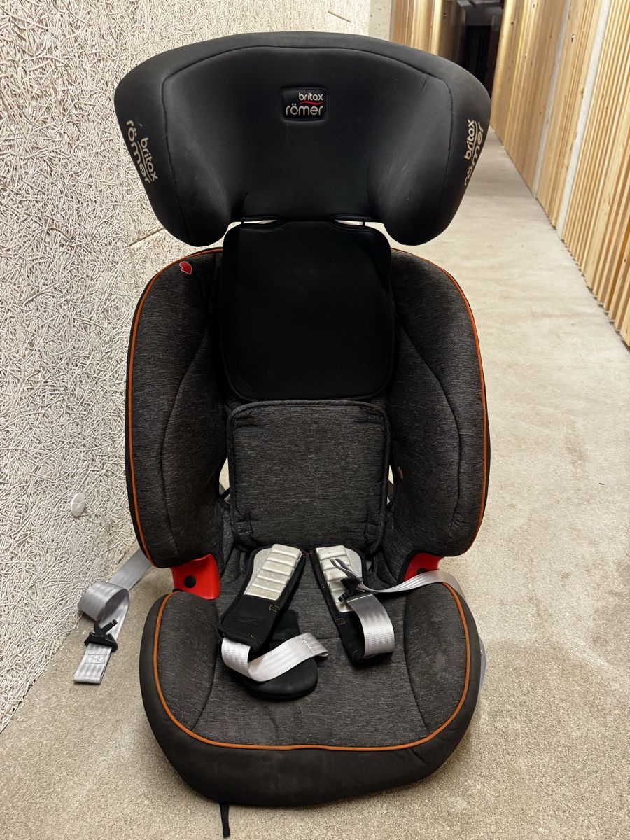 Britax Römer Auto-Kindersitze: Britax Römer Evolva 1-2-3 SL SICT Kindersitz – Gebraucht aus Thalwil von asra86 2