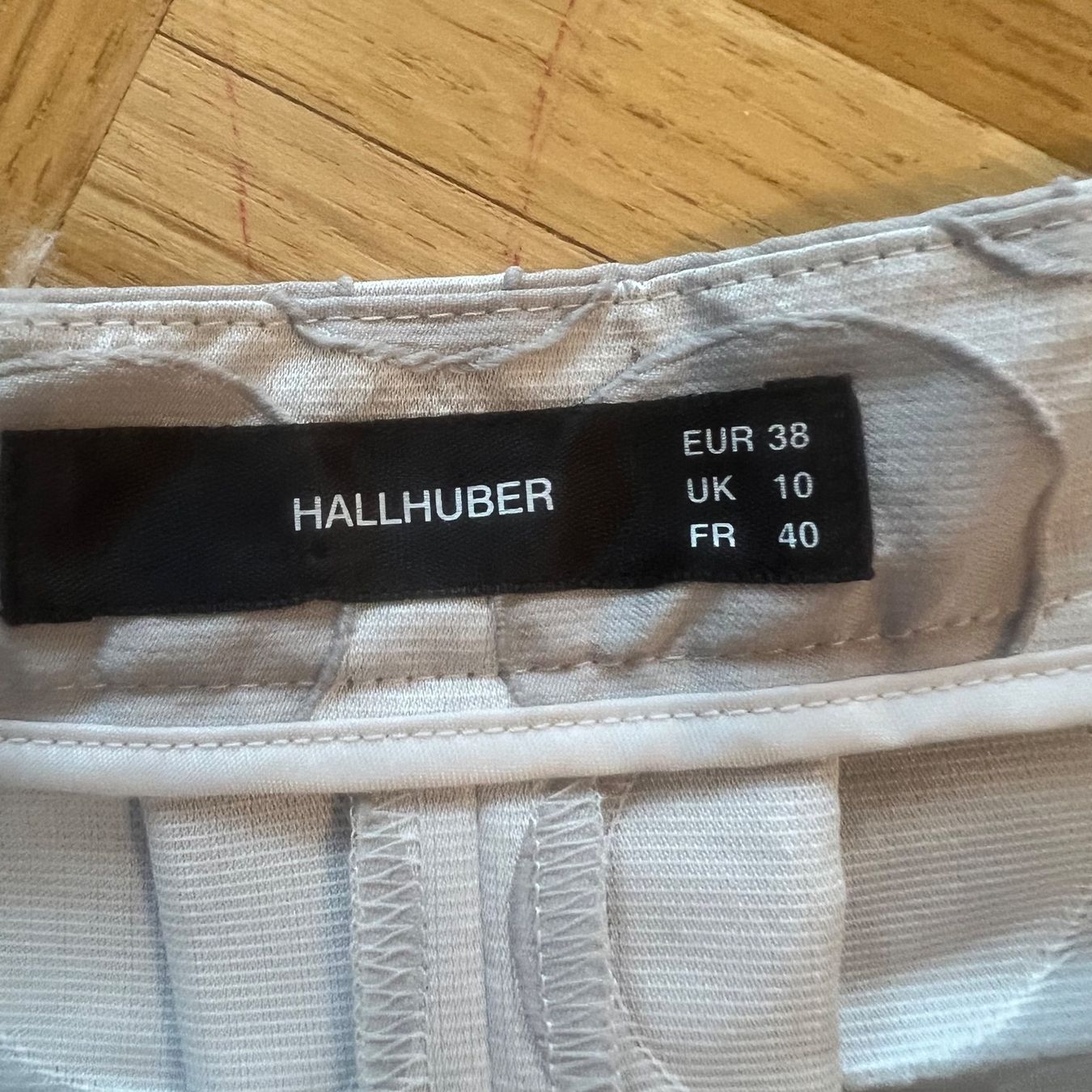 Hallhuber Röcke: HALLHUBER Sommer Rock – Gebraucht aus St. Gallen von mania03 2