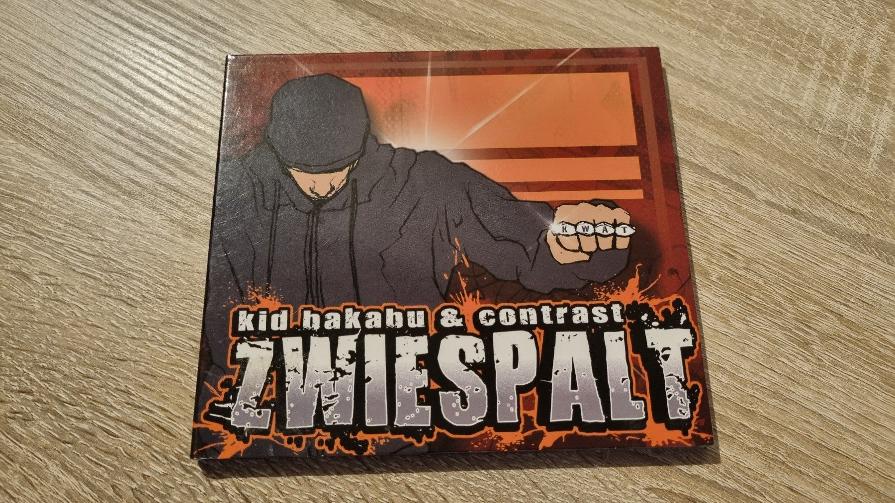 CD: Kid Bakabu & Contrast - Zwiespalt – Usato da Hagenbuch ZH venduto da lecterr55