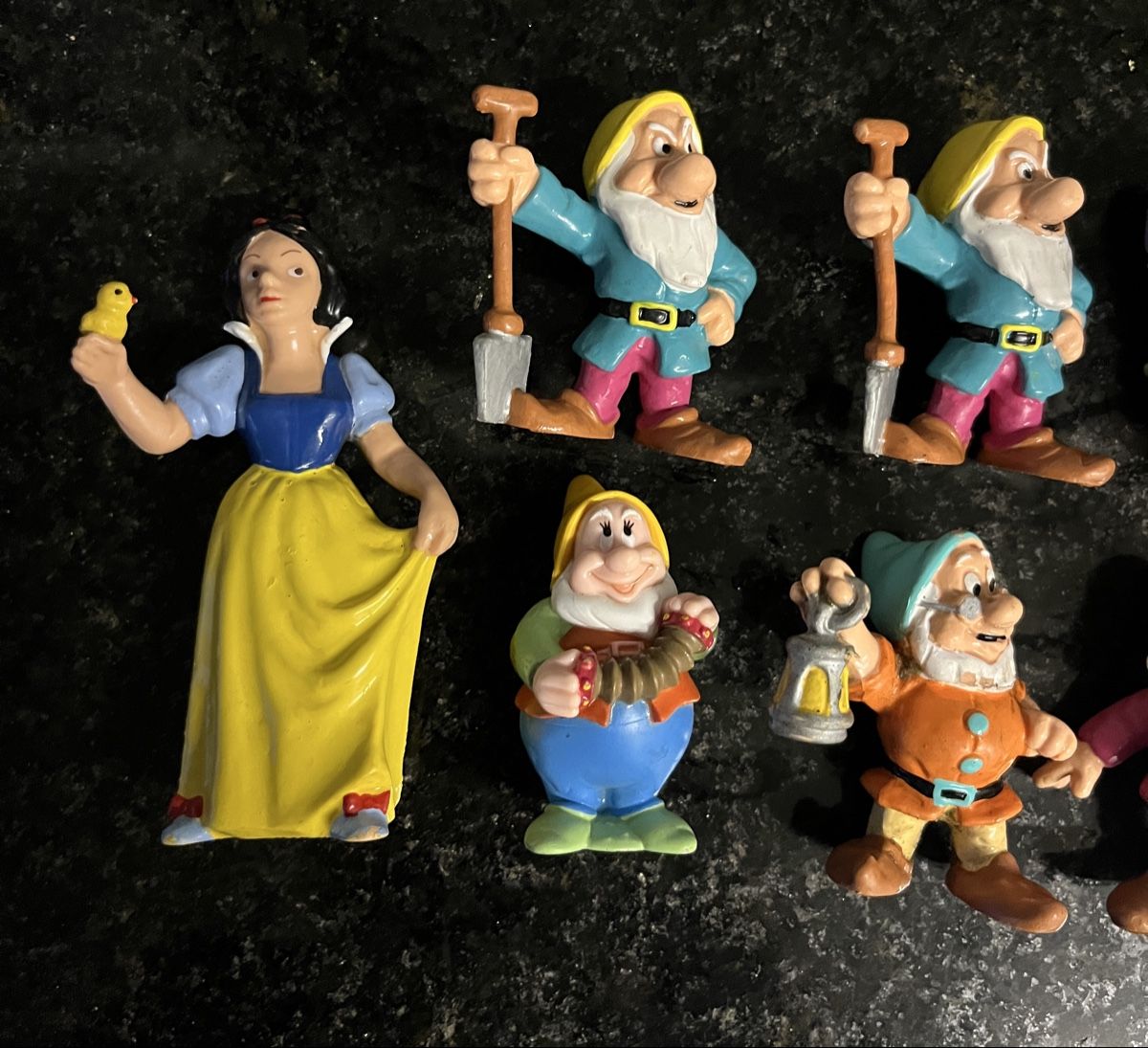 Bullyland Figuren: Bullyland Schneewittchen und 7 Zwerge – Gebraucht aus St. Gallen von reg_f8h8 1