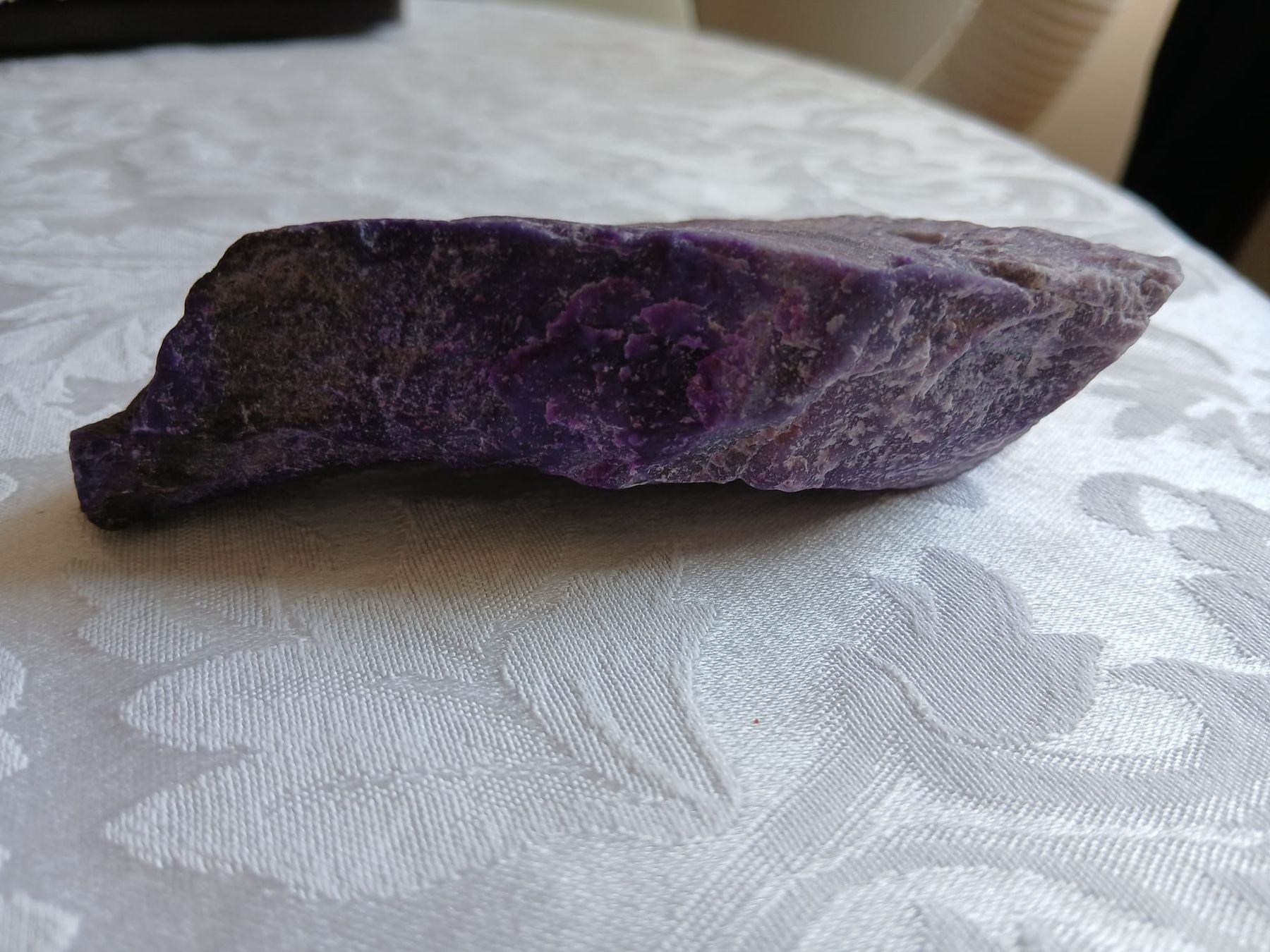 Minerali & Pietre curative: Riesen rohen violetter Sugilith AAA 212g – Usato da Zürich venduto da anna3929 4