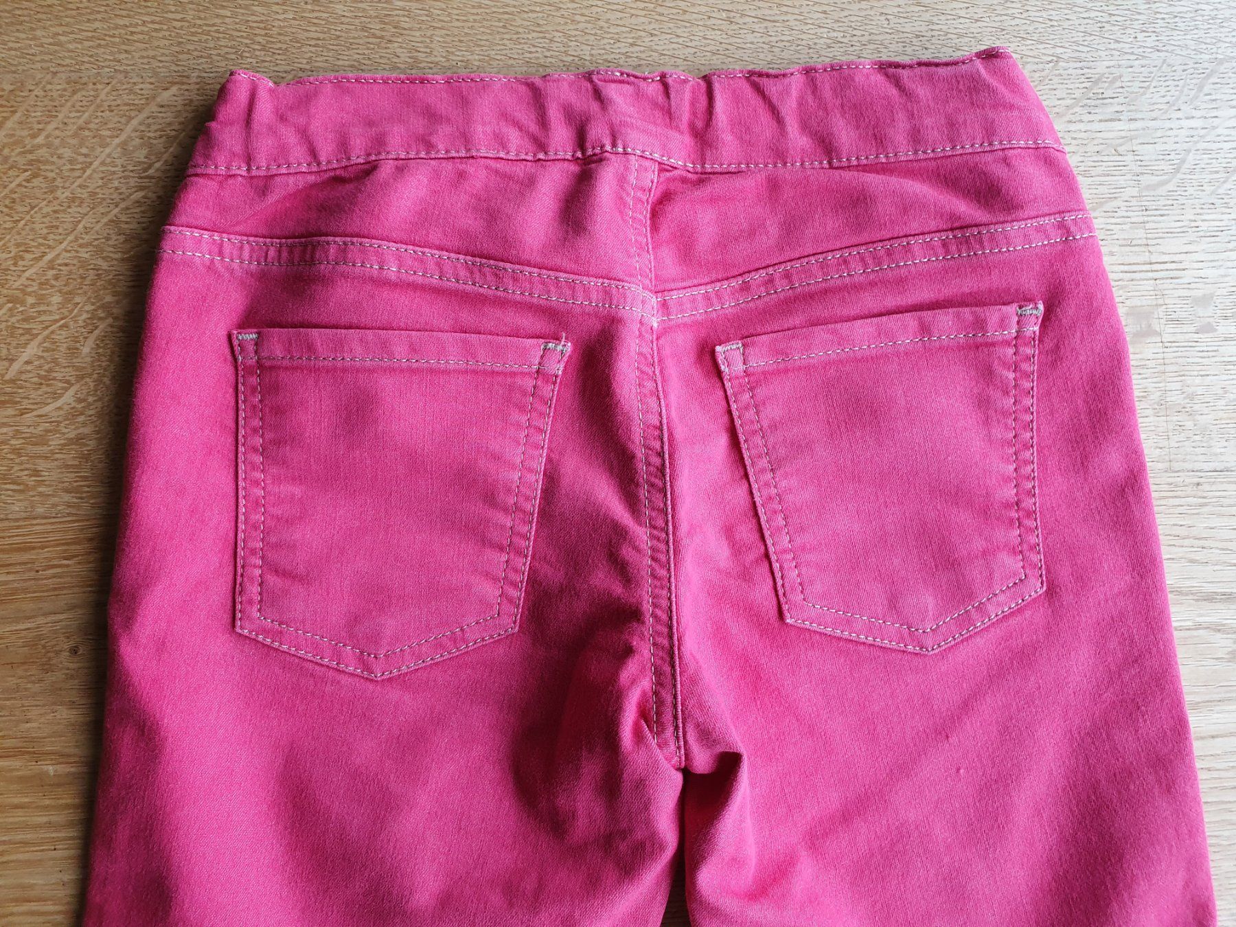 Benetton Pantalons: Hose pink Gr. 140 von Benetton – D'occasion à Villars-sur-Glâne par richardette 3