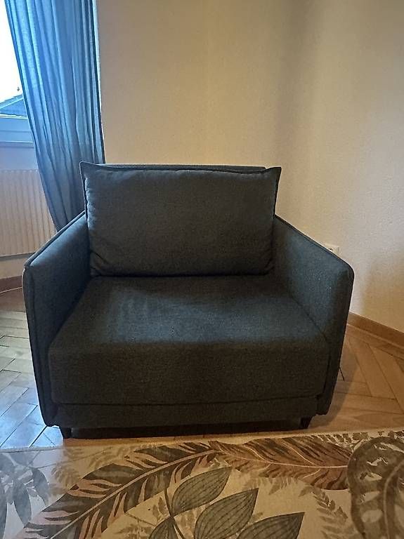 Fauteuils: Fauteuil vert convertible  – D'occasion à Les Breuleux par smichaud