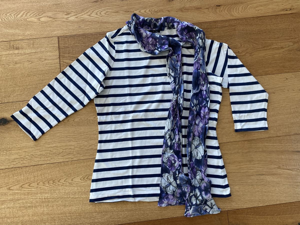 Maglioni & Felpe: Shirt von Carolina Herrera – Nuovo (secondo la descrizione) da Ittigen venduto da 132465 2
