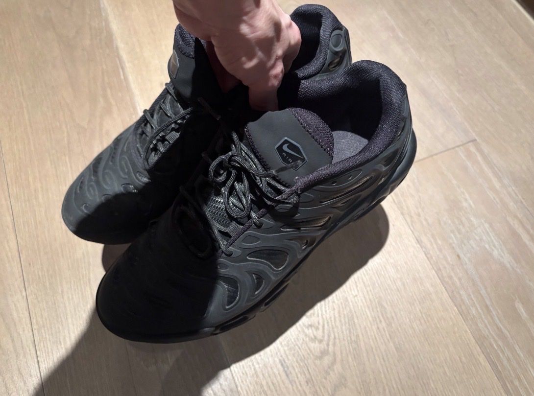 Nike Scarpe da uomo: Tns Schwarz – Usato da Triengen venduto da Fighterheart71 1