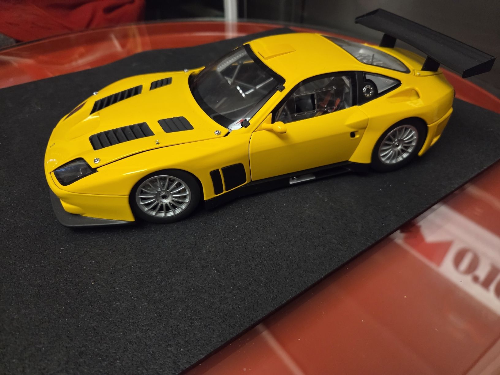Kyosho Modellini d'auto: Ferrari 575GTC 1/18  – Usato da Wetzikon ZH venduto da AmacherM 1