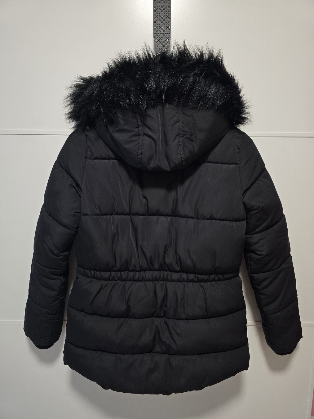 Vestes & Manteaux: Mädchen Winterjacke Gr.140 – D'occasion à St. Gallen par CAPYCORP 1