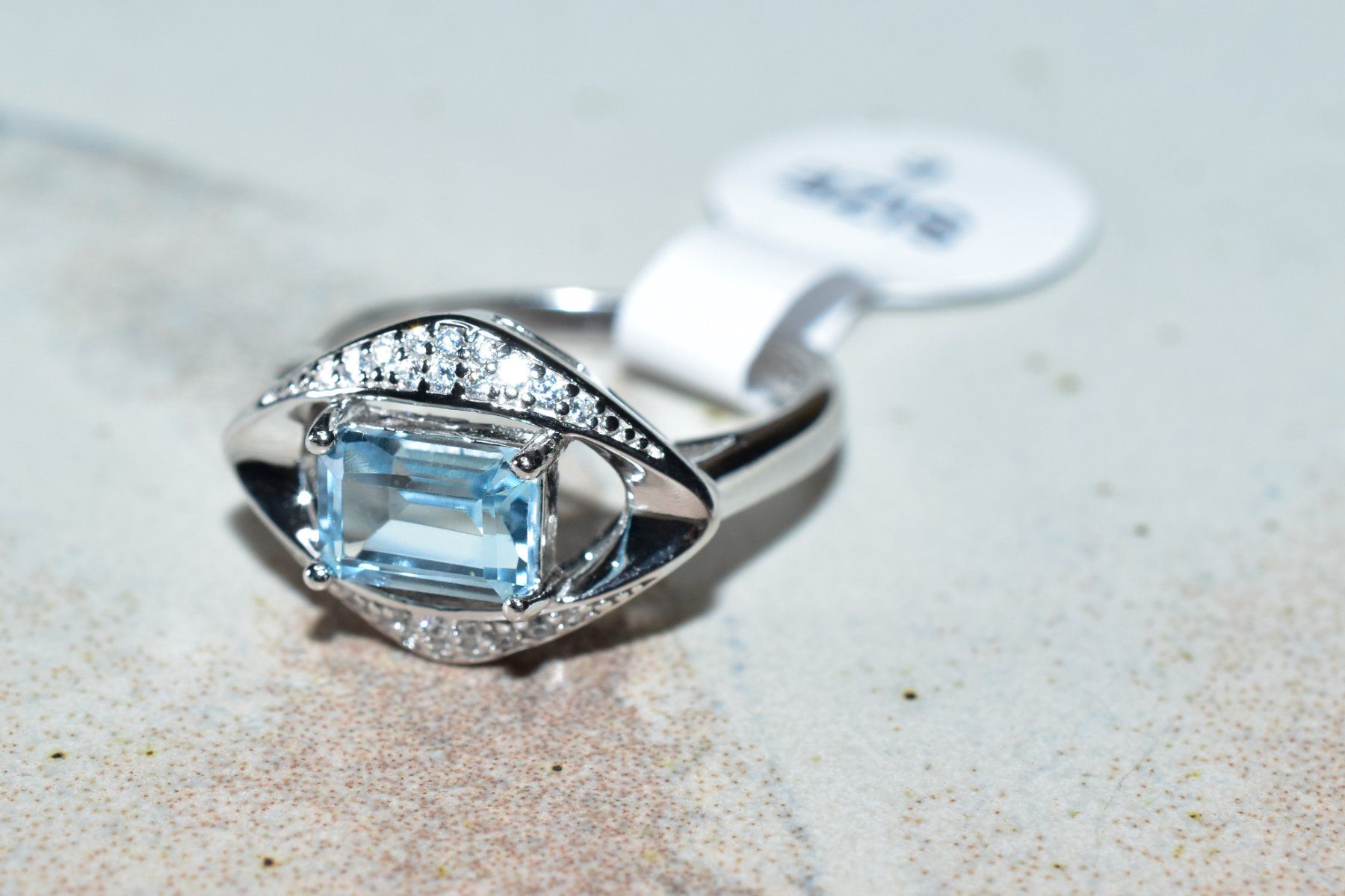 Anelli: Damen Ring mit Topas aus Silber, Gr.6 – Nuovo e nell'imballaggio originale da Laufen venduto da flowerfan