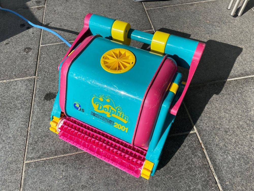 Poolroboter Dolphin Diagnostic 2001 (Gebraucht) in Füllinsdorf für CHF — free download