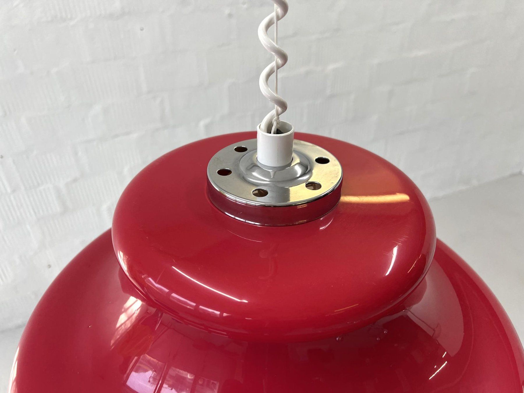 Kronleuchter & Deckenlampen: Space Age Plastik Deckenlampe – Gebraucht aus Walzenhausen von stilvollwohnen 4