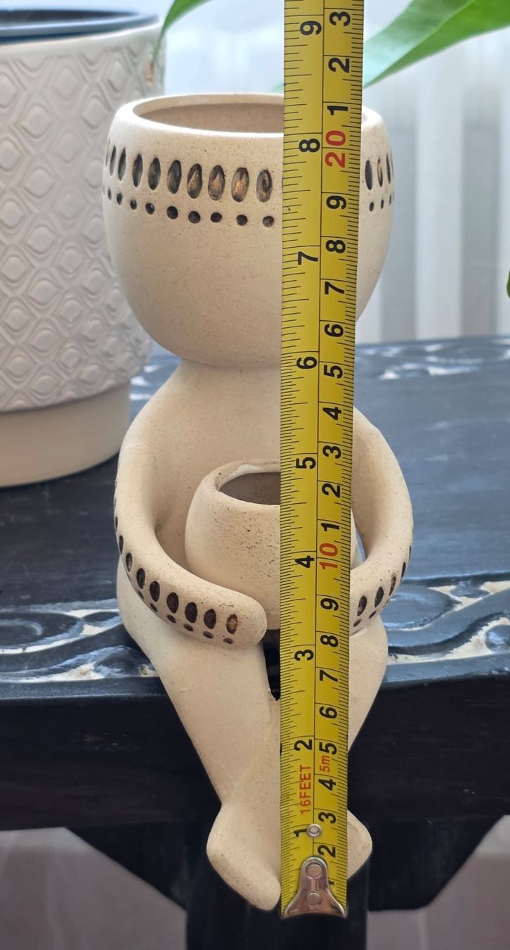 Toutes les décorations:  Deko Figur sitzend beige Keramik  – Neuf (Voir description) à Rheinsulz par Dred 5