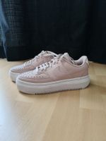 Nike Air Force Sneaker