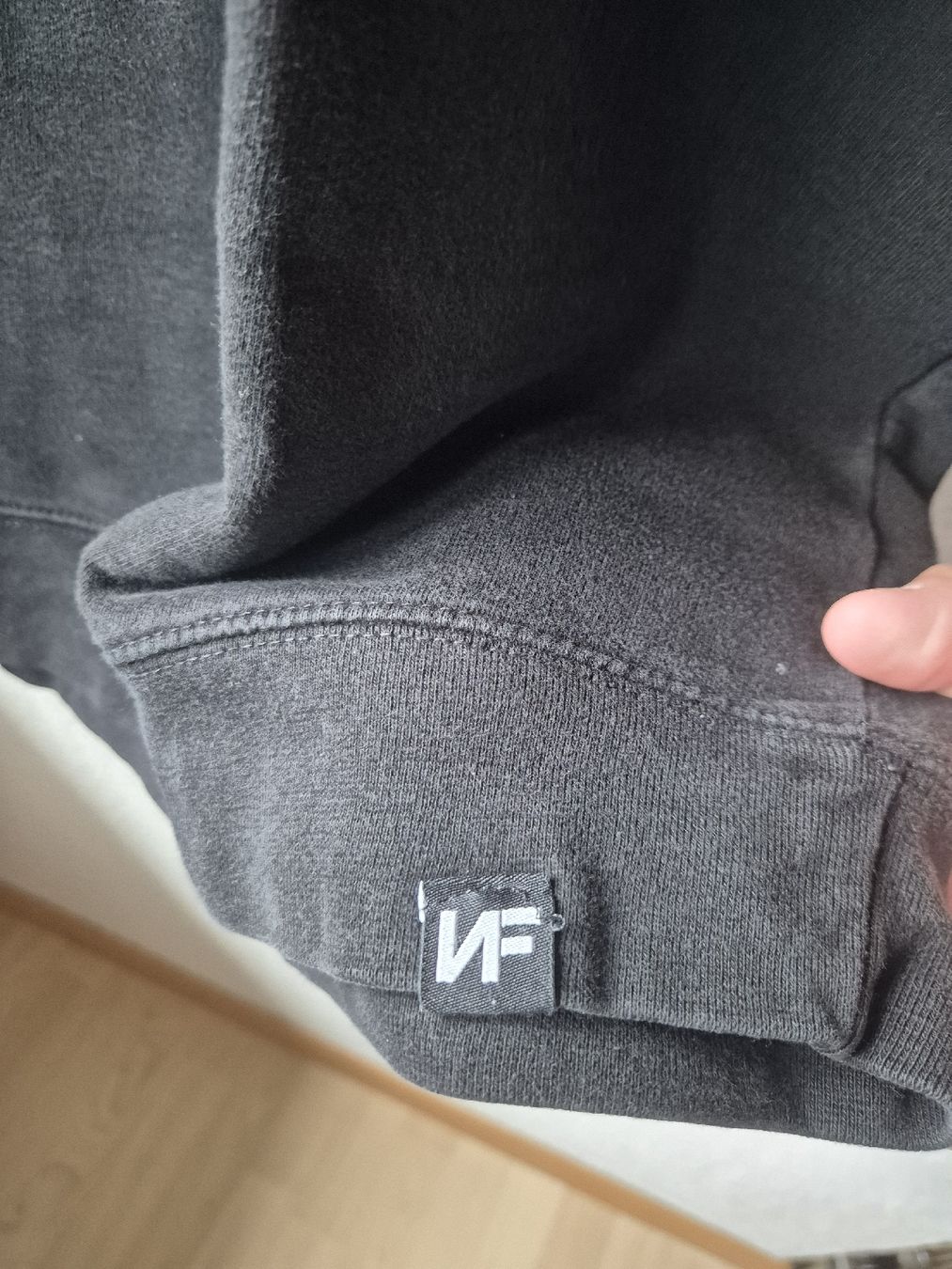 Maglioni & Felpe: NF merch: Paid my dues Sweater – Nuovo (secondo la descrizione) da Bülach venduto da Max_W. 4