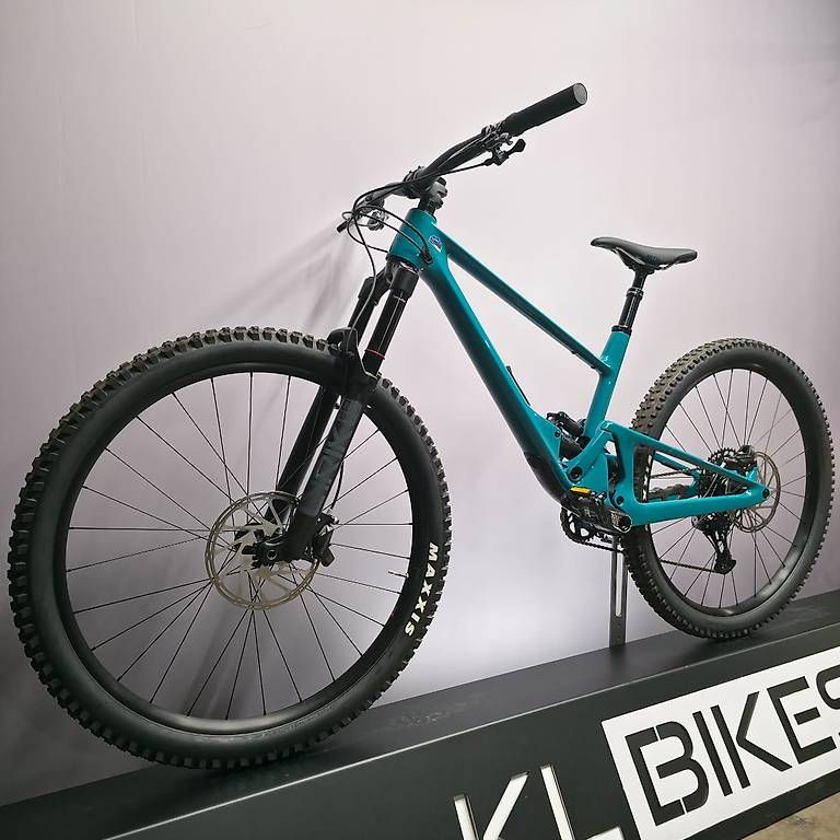 Velos: NEU SCOR MOUNTAINBIKE FULLY CARBON – Neu und originalverpackt aus Tübach von KL-Bikes 3