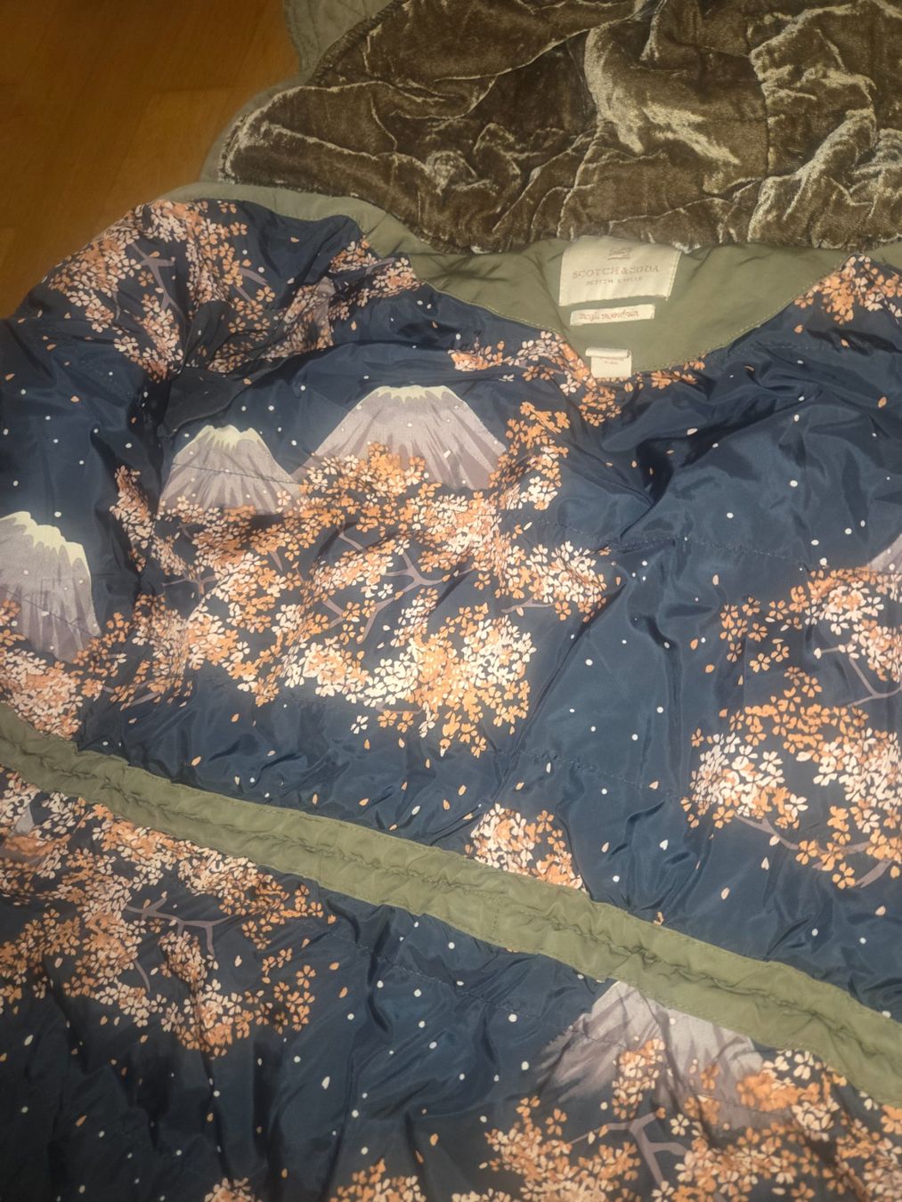 Maison Scotch Giacche & Cappotti: Scotch Rebelles Mantel Gr.152 – Usato da Sursee venduto da Ventiduese 3