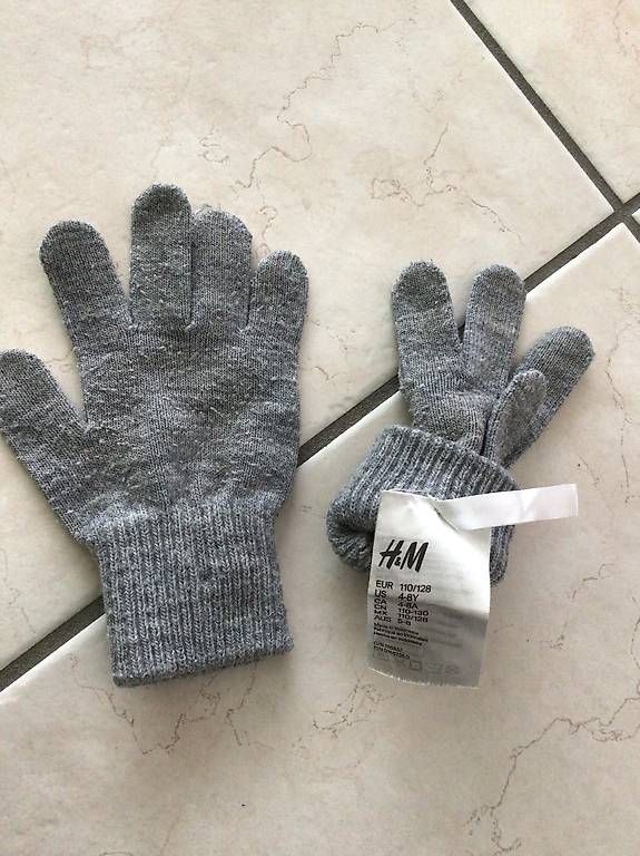 H&M Gants: Stoffhandschuhe grösse 110/128 – D'occasion à Zimmerwald par wuff81 1
